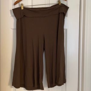 Gaucho style lounge pants